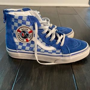 shark week kids sk8 vans!🦈